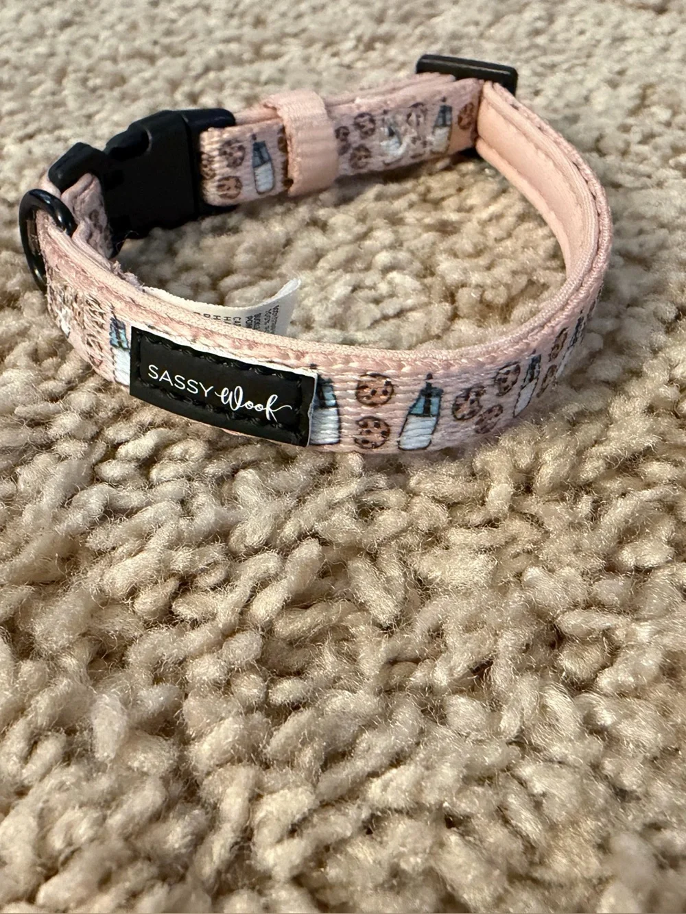 Sassy Woof Cookies Fur Santa Dog Collar